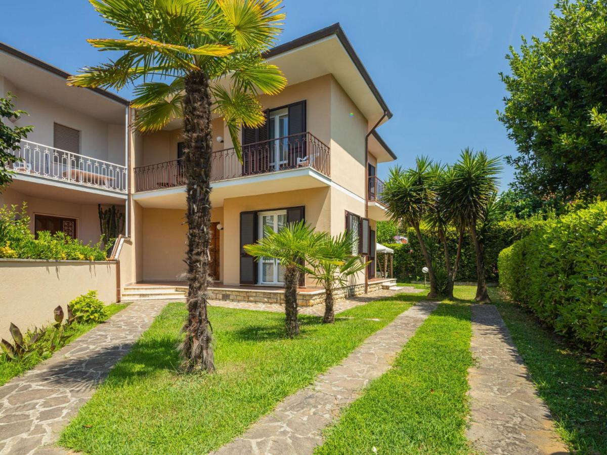 Holiday Home Antonia By Interhome マリーナ・ディ・ピエトラサンタ エクステリア 写真